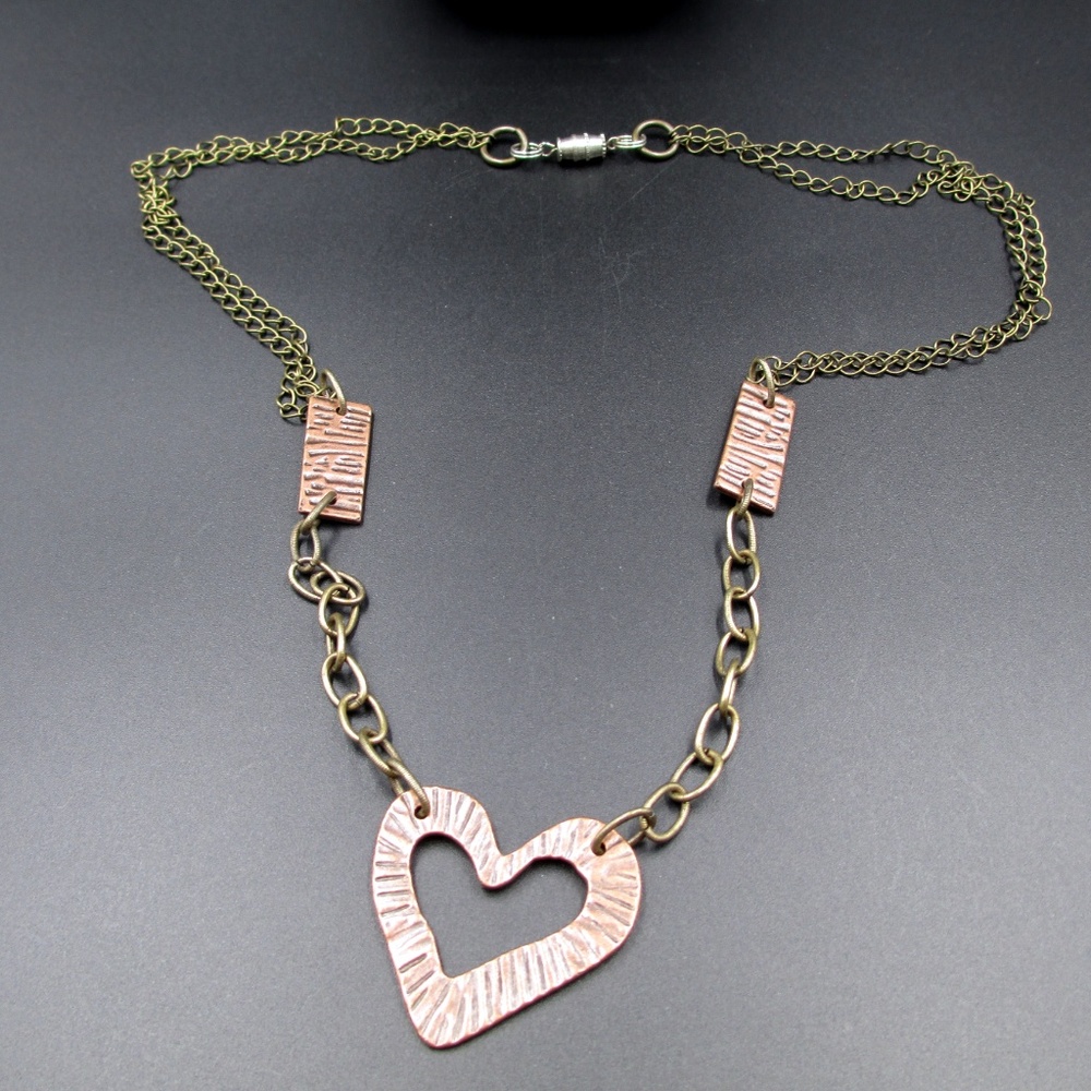 25 Inch Copper Tone Rustic Heart Pendant Necklace - Picture 2 of 8